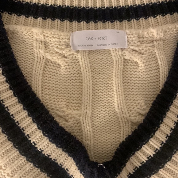 Oak and Fort Cable Knit Vest - Picture 2 of 3